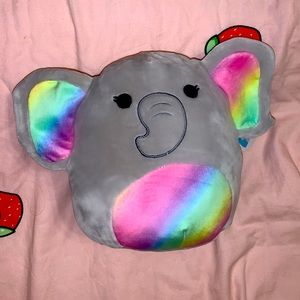 SQUISHMALLOW 8” MILA ELEPHANT CUTE AND CUDDLY